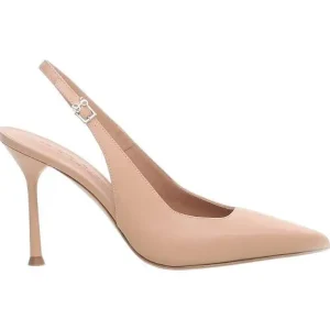 Chanel Mascia Sergio Levantesi