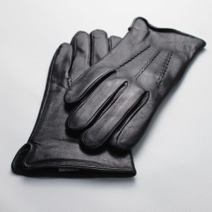 <b> GUANTI UOMO </b>  Guanti in vera pelle nero da uomo con interno in pelo