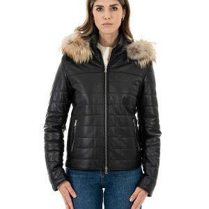 <b> GRACE </b>  Piumino con cappuccio da donna in vera pelle nero